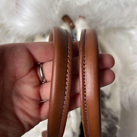 Cowhide weekender bag EUC - Picture 9 of 13